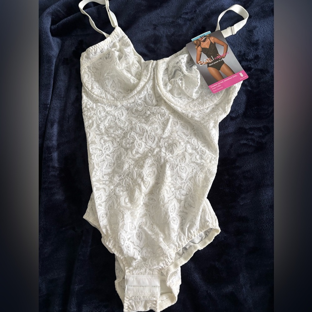 New w Tags Bali Body Briefer 36 C
